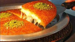 الكنافة النابلسية بالمقلاة