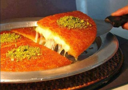 الكنافة النابلسية بالمقلاة