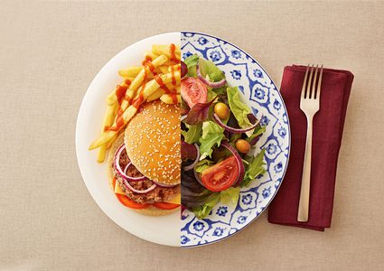 10 أطعمة تربك جهازك الهضمي.. حاول الابتعاد عنها