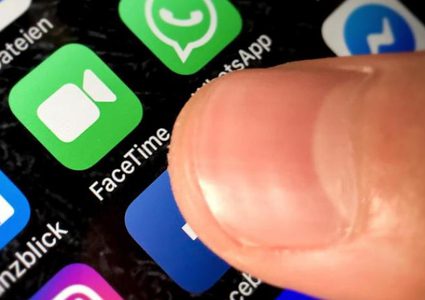 أبل تعتذر عن "الثغرة الفضيحة" في تطبيق فيس تايم