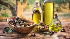 ايقاف السماح بادخال زيت الزيتون إلى الأردن عبر معبر الكرامة