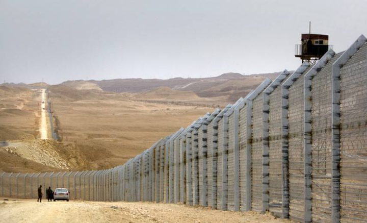 الصور الأولية للجدار الإسرائيلي حول قطاع غزة