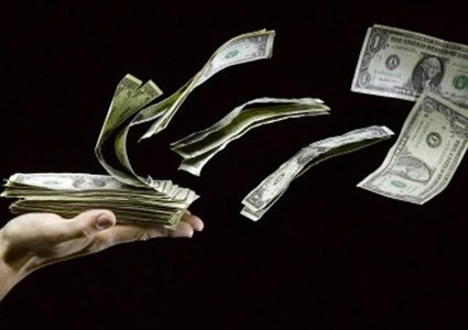 الإجهاد المالي يمكن أن يؤثر على صحتك العقلية