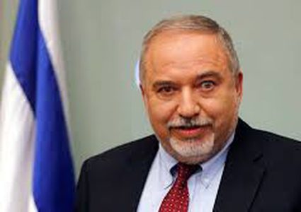 ليبرمان يحرض الاحتلال على اعتماد سياسة الاغتيالات في القطاع