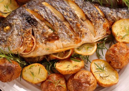 سمك مشوي بالخلطة الحارة