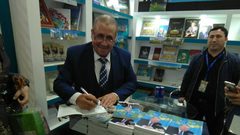 توقيع الكتابين: "الظاهر بيبرس" و"النظرية النزارباييفية"