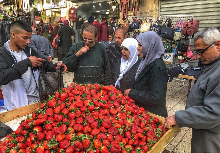 حالة التسوق في باب العمود في القدس المحتلة