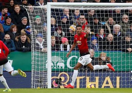 مانشستر يونايتد يخطف ثلاث نقاط من ليستر سيتي