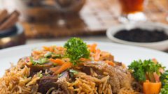 الأرز البخاري باللحم