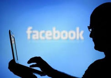 كشف ملابسات تهديد وابتزاز  إلكتروني عبر  موقع "فيسبوك "