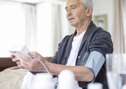 دراسة جديدة تكشف:العناية المنزلية لمرضى الضغط هي الحل