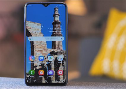 "سامسونغ" تطرح هاتفا مميزا بسعر رخيص