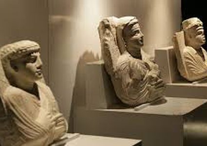 الأردن يسلم العراق مئات القطع الأثرية المسروقة