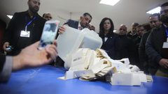 "التجديد" و "الوطنية المستقلة" أمام مهمة صعبة