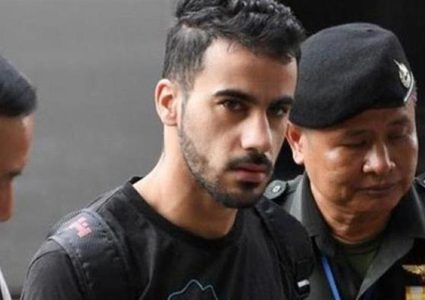 البحرين توضح قضية اللاعب العريبي.. "فر لإيران عبر قطر"