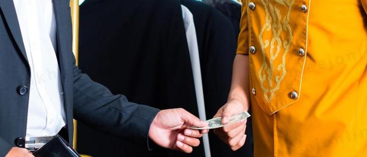 10 دول لاتعرف معنى البقشيش ... والصين تعتبره إهانة