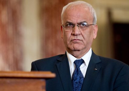 غرينبلات يهاجم عريقات مجددا ويتهمه بنشر معلومات خاطئة