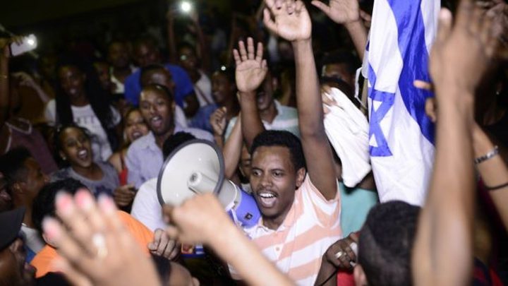 الاحتلال يجلب المزيد من المهاجرين الإثيوبيين