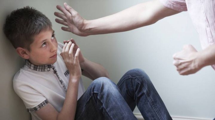 دراسة: ضرب الطفل يصنع منه كذابًّا