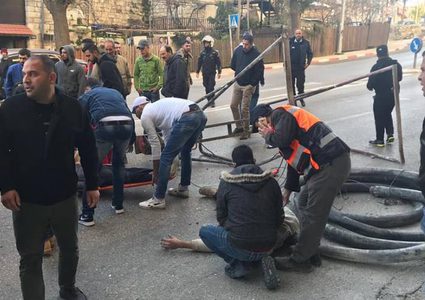 العمل تغلق منشأة قيد البناء عقب مصرع عامل وإصابة آخر
