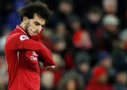 شرطة لندن تحقق في واقعة هتاف عنصري ضد محمد صلاح