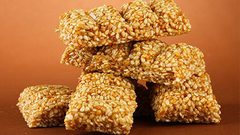 حلوى السمسم