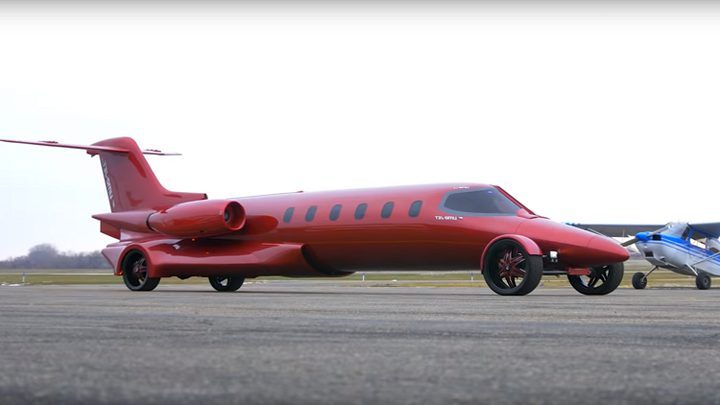 طائرة لا تطير بـ 5 ملايين دولار!