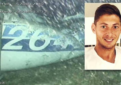 انتشال جثة من طائرة "نجم البريميرليغ"..وأهم سؤال "بلا إجابة"