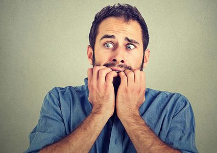 أسباب وأعراض نوبات الهلع