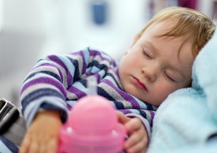 نصيحة ذهبية للآباء.. لماذا يجب غلق غرف الأطفال أثناء نومهم؟