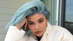 النيود ينتقل إلى ألوان شعر النجمات