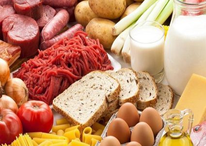 معتقدات خاطئة حول ضرر و فائدة 10 أطعمة نتناولها بشكل يومي