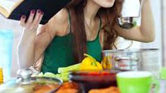 بعد الثلاثين.. ابتعدوا عن هذه الأطعمة!
