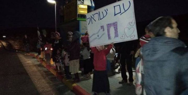 مستوطنون يهاجمون مركبات المواطنين جنوب نابلس