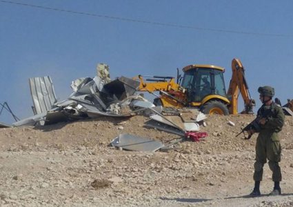 الاحتلال يجري عمليات بحث عن خطوط المياه المغذية لمسافر يطا