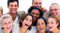 دراسة: التصرف بلطف مع الآخرين مفيد جدا لصحتك العقلية