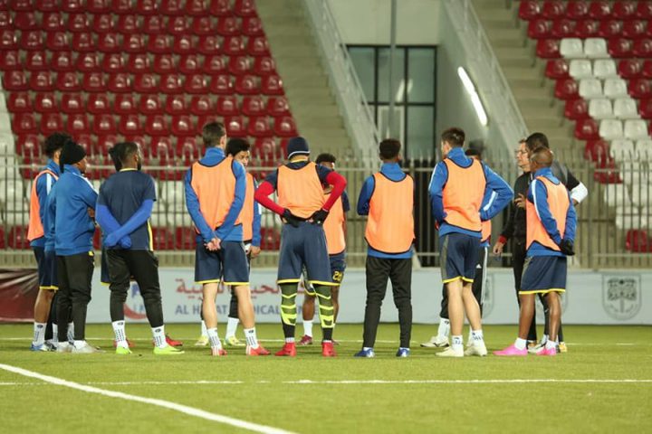 هلال القدس يبدأ تدريباته بعُمان استعداداً للقاء النصر