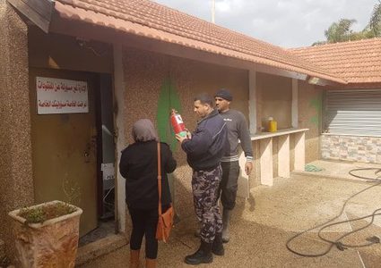 الدفاع المدني ينفذ جولات تفقدية للسلامة العامة