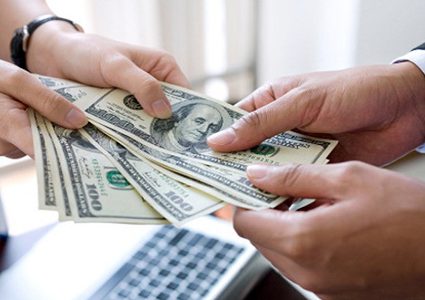 محلل اقتصادي: الأخطر هو استمرار الاستيراد من الخارج