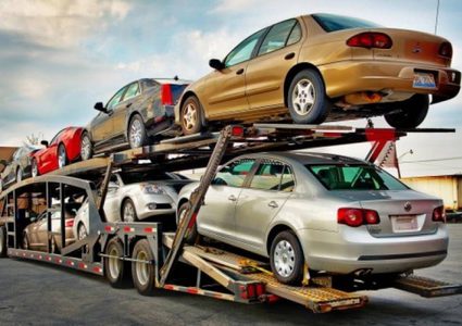 مستوردو السيارات المستعملة يطالبون بتعديل اجراءات المالية