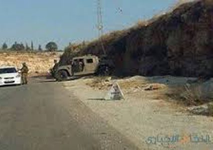 الاحتلال يغلق طريق رام الله الجلزون