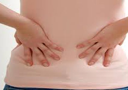 العاملون خلف المكاتب أكثر عرضة للإصابة بالانزلاق الغضروفي