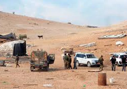 الاحتلال يعتقل مواطنا من الأغوار الشمالية