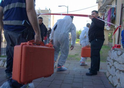 العثور على عبوة ناسفة في مرآب بتل ابيب