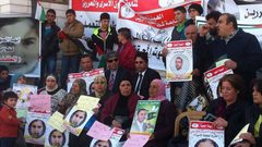 الأسرى المرضى والإداريون عنوان الاعتصام الأسبوعي في طولكرم
