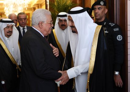 الشيخ: اجتماع الرئيس محمود عباس والملك سلمان كان حميما