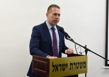 أردان يشكل لجنة لتغيير اختبار كشف الكذب في شرطة الاحتلال