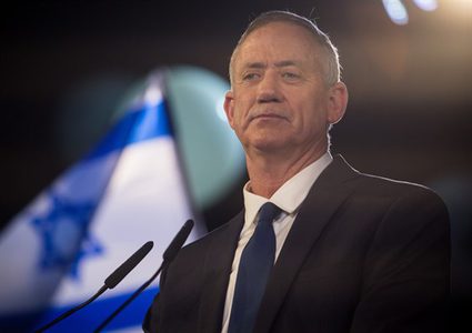 غانتس يطلق شعار " نتنياهو مشغول بنفسه.. وأنا مشغول معكم"