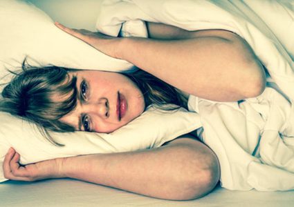 5 أسباب لقلة النوم وطرق علاجها