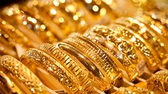 الذهب يرتفع مع تراجع الدولار
